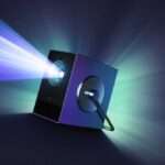 Nova versão do projetor portátil LG CineBeam “S”, agora com Dolby Atmos e que pode ficar a até 8cm da tela.