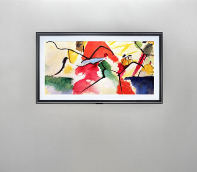 <b>TV OLED da série Gallery, da LG, com moldura imitando quadro na parede.</b>