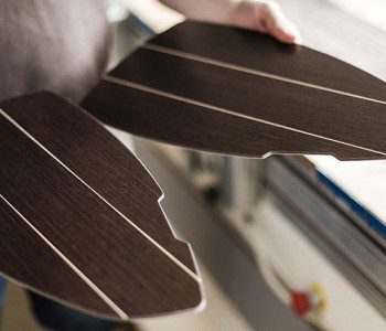 Placas de alumínio são aplicadas no topo das caixas Olympica Nova