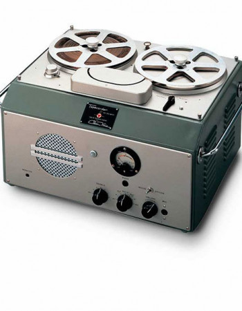 Este foi o primeiro gravador à base de fita magnética (G-Type) lançado pela Sony no Japão em 1950. Pode-se afirmar que foi o “pai” de todos os gravadores de som, e também do videocassete, que só surgiu 25 anos depois.