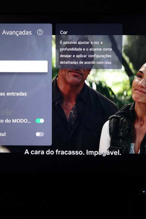 O menu de ajustes avançados traz uma série de recursos para melhorar a imagem