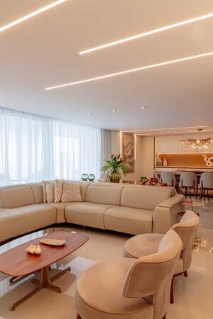 Controle integrado de luzes e cortinas é importante nesse tipo de ambiente